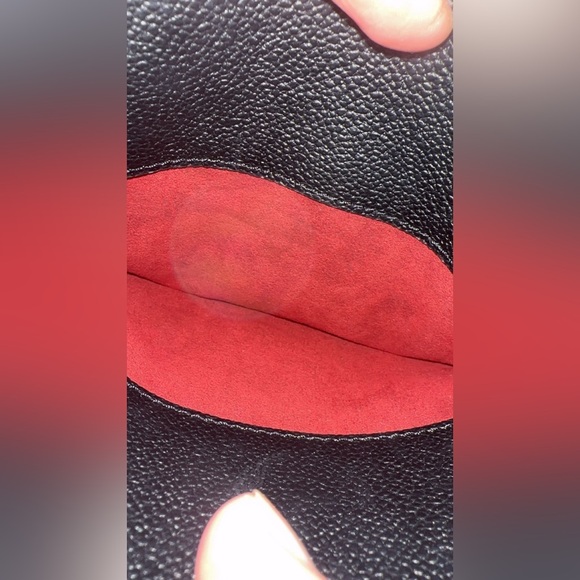 Louis Vuitton Petit Palais - Picture 5 of 9